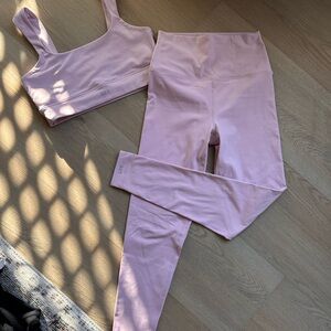 SET Active Light Pink Leggings and Top